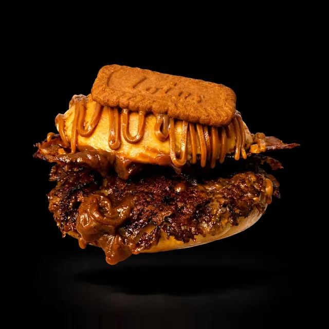 Burger Cronos amb salsa Lotus — Theos Burger